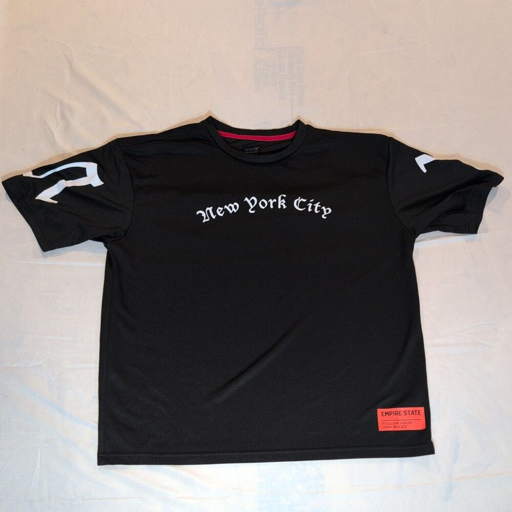 Triumph Tragedy Black New York City Graphic T-Shirt Size Large